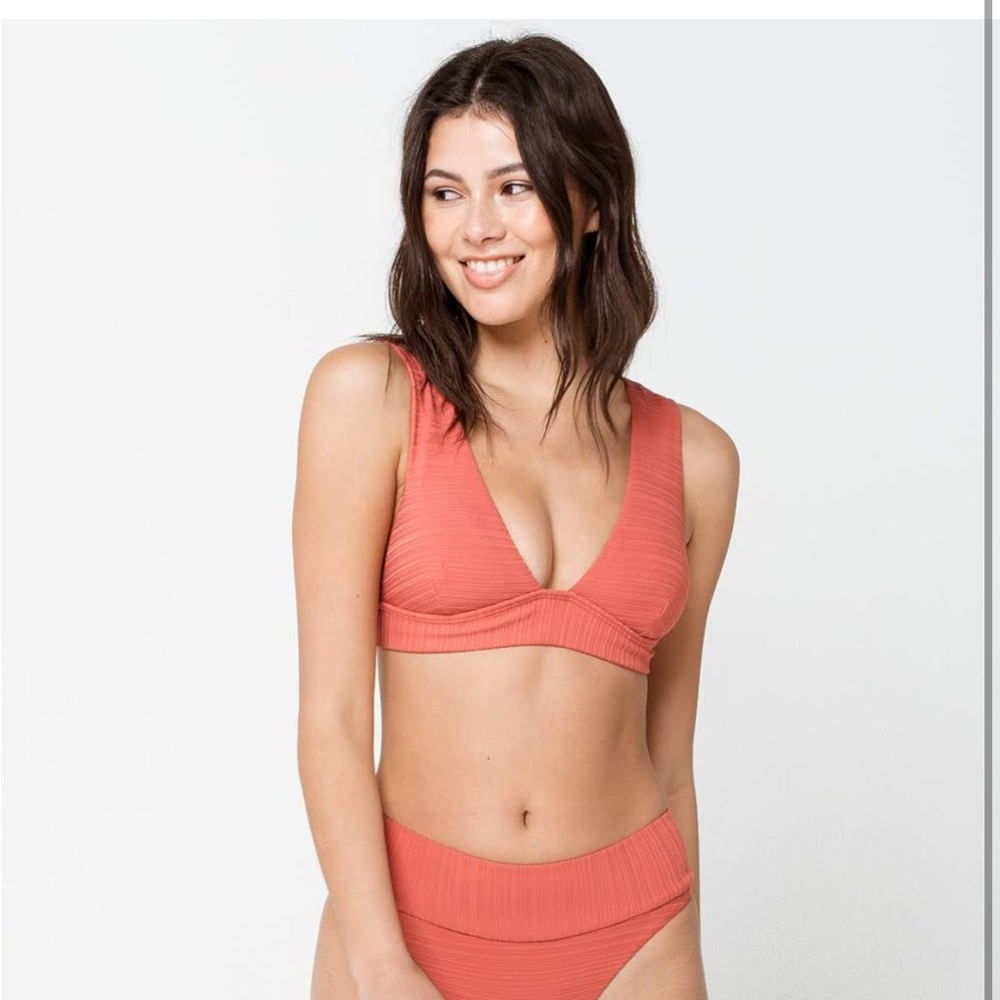 Rip Curl Premium Surf Deep V Bikini Top NWOT